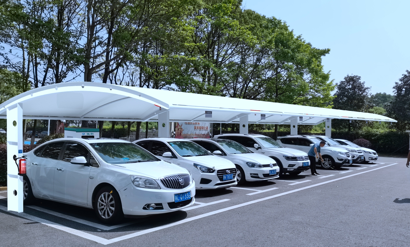 为什么新能源汽车充电必须用专用充电桩？